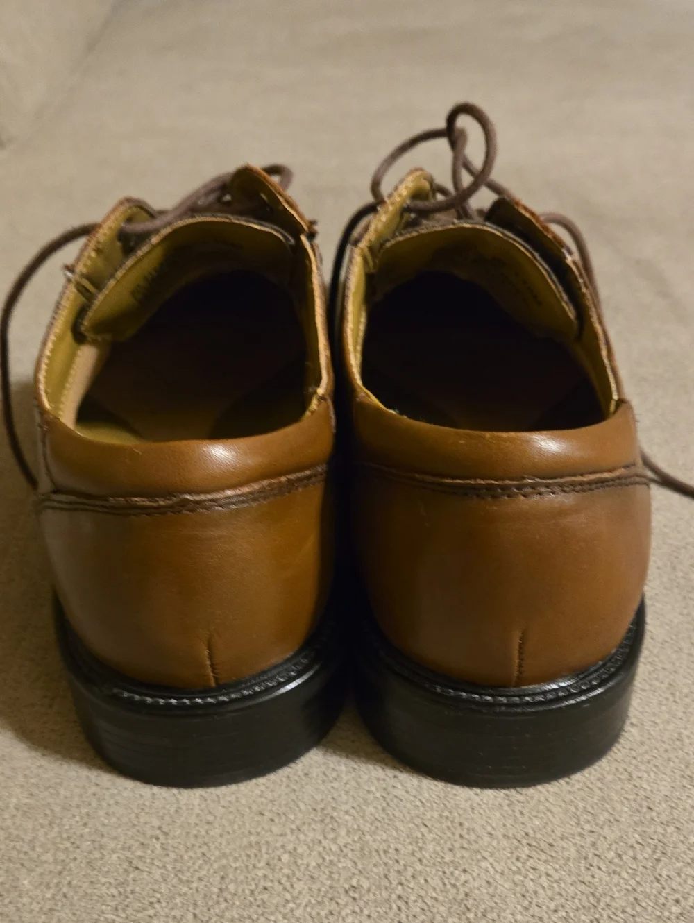 Dockers Men’s Brown Leather Dress Shoes – All Motion Comfort (10M)